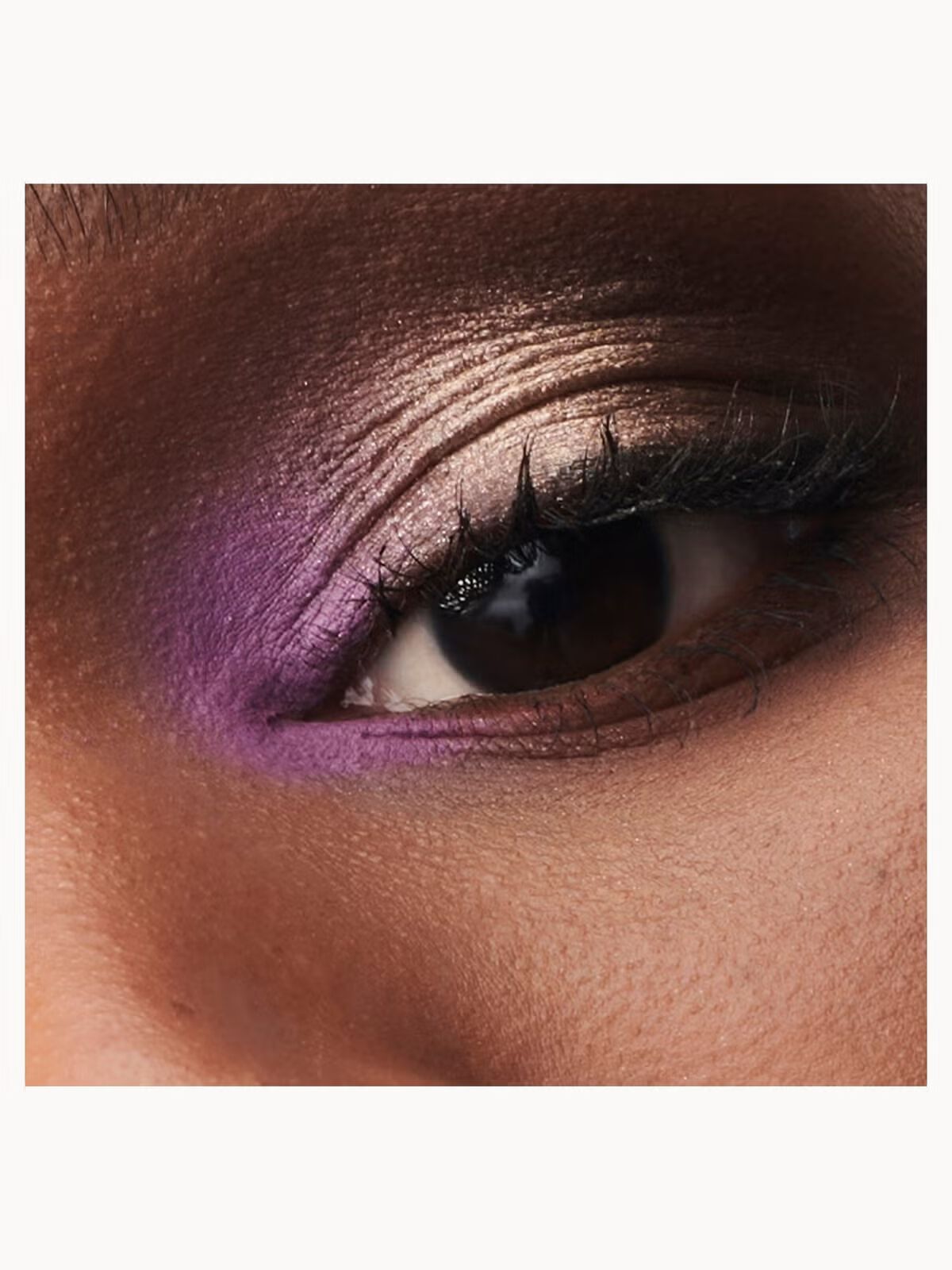 PRADA DIMENSIONS – DURABLE MULTI-EFFECT EYESHADOW REFILL