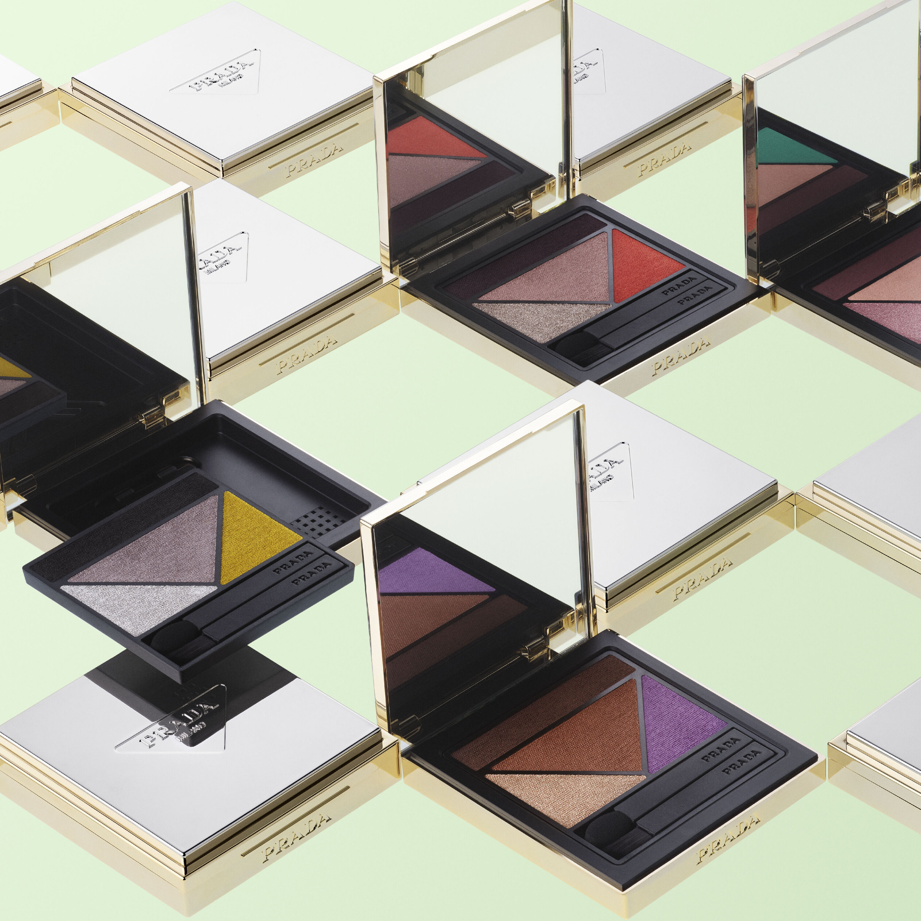 PRADA DIMENSIONS – DURABLE MULTI-EFFECT EYESHADOW REFILL